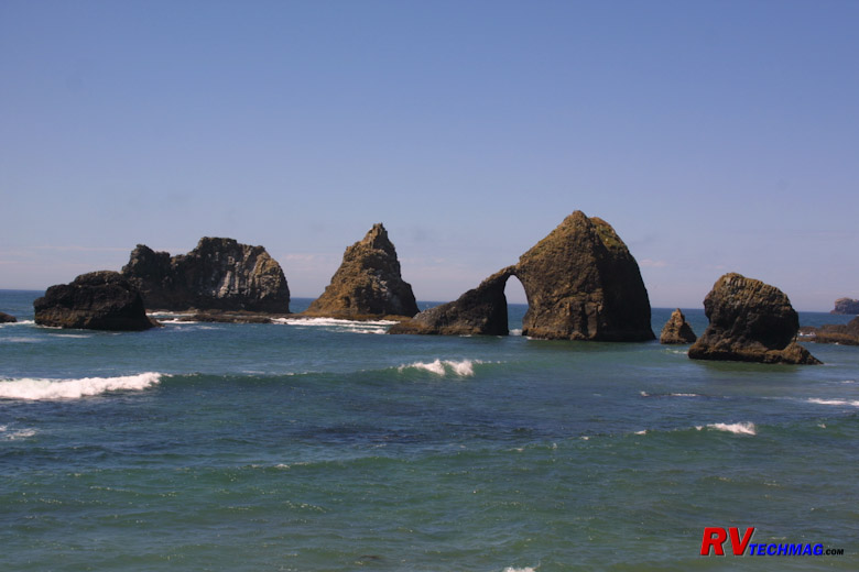 Click to view fullsize /articlepics/10_pacwest_image-13.jpg