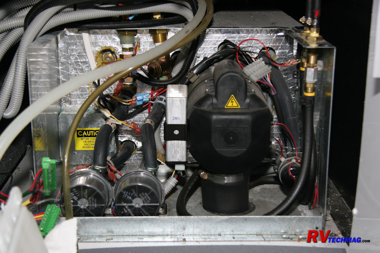 Click to view fullsize /articlepics/38_aquahotsvc_image-4.jpg